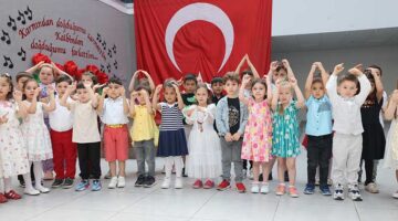 Çocuk kulüplerinde ‘Anneler Günü’ etkinliği