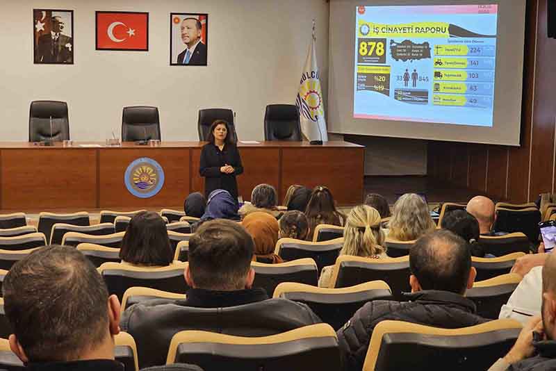 GÖLCÜK BELEDİYESİ PERSONELİNE İSG EĞİTİMİ VERİLDİ