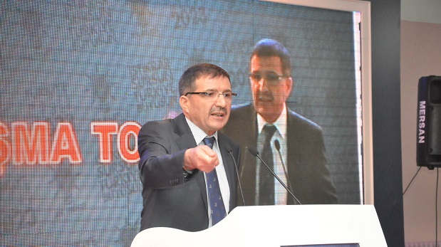 Şeker:Ak Parti Lafla Değil, Projeyle Seçime Girer!