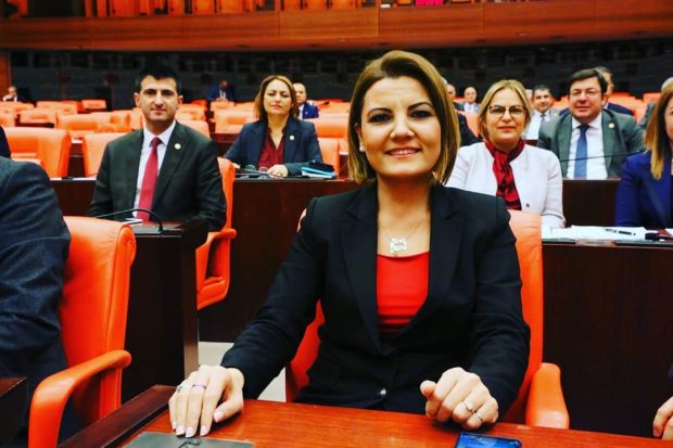 Fatma Kaplan Hürriyet İzmit Adayı Oldu