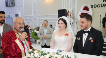 BASIN YAYIN ÇALIŞANI DÜNYA EVİNE GİRDİ