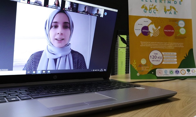 Gönüllülere işaret dili eğitimi