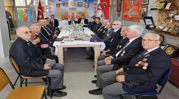 GAZİLER GÜNÜ GÖLCÜK’TE TÖRENLE KUTLANDI