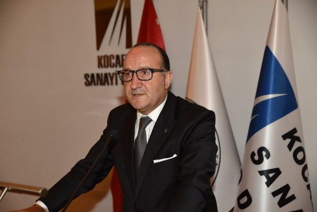 “İhracatımız yüzde 0.95 düşerek 16.1 milyar dolar oldu”