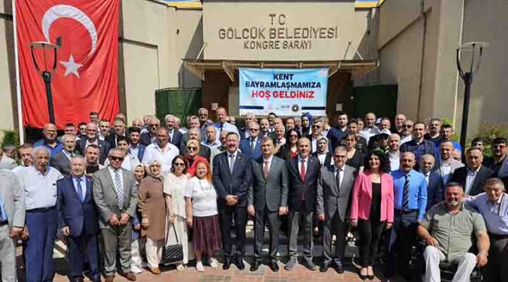 GÖLCÜK KENT BAYRAMLAŞMASINDA BİR ARAYA GELDİ