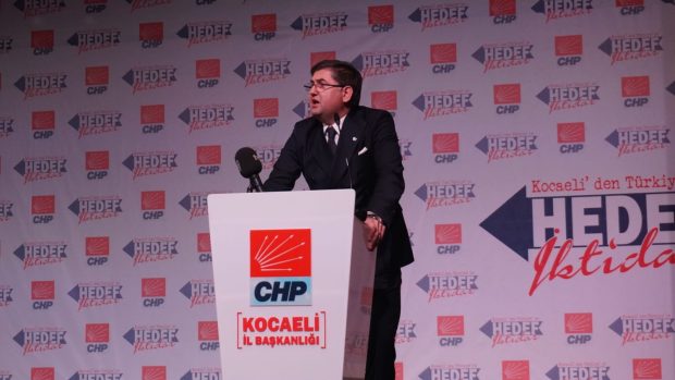 CHP’de  ‘Yıldızlı’ İl Başkanı