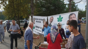 Aşure ikramına vatandaşlardan yoğun ilgi