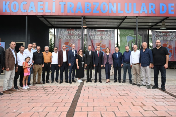 Trabzonlular Vali Yavuz’u Konuk Etti