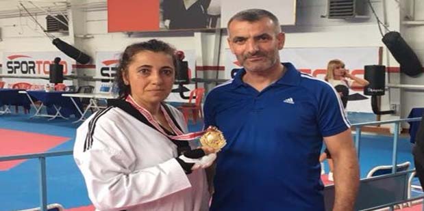 Taekwondo Türkiye Şampiyonasında Birinci Oldu