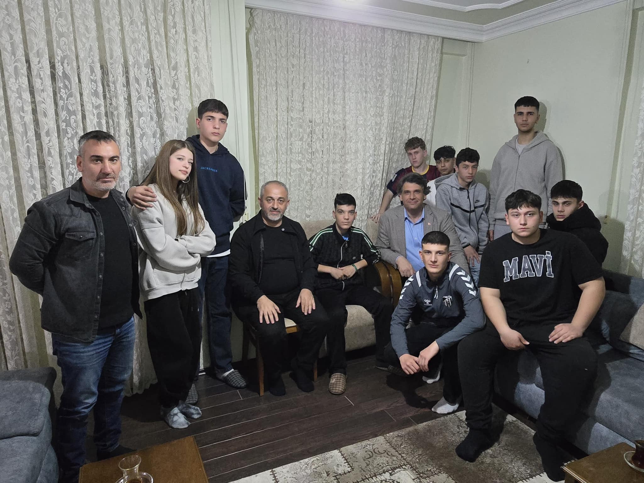 BAŞKAN KOCAMAN EFE KARTAL ÖZTAY’I ZİYARET ETTİ