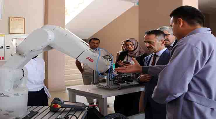KOTO Teknik Koleji, 2025-2026 eğitim öğretim yılına coşkulu başladı