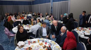 Başkan Bıyık, Darıca’nın çınarlarıyla oruç açtı