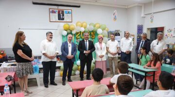 Başkan Bıyık, Karne Heyecanına Ortak Oldu