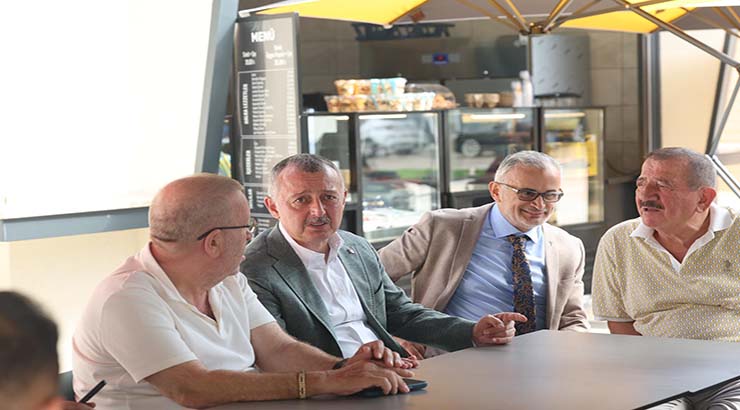 Esnaf da vatandaş da çok memnun;  Başkan Büyükakın’a Mola Park teşekkürü