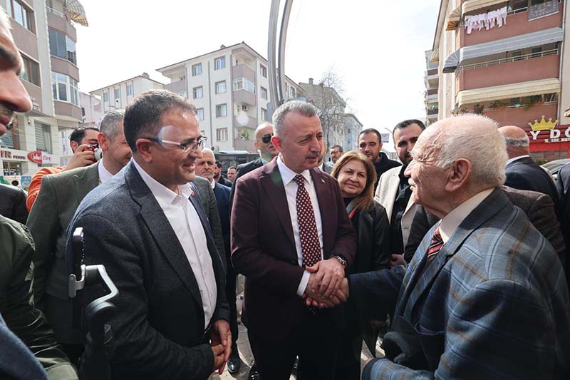 Başkan Büyükakın’dan Derince’deki önemli yatırımlara yakın takip