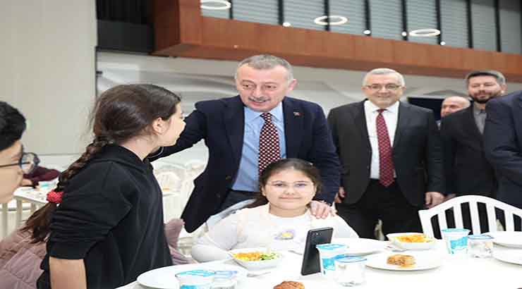 Başkan Büyükakın’dan sağlıkçılara teşekkür