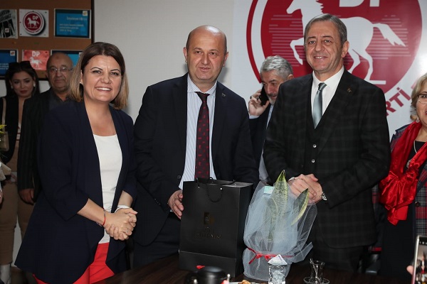 DP İl Başkanı Mustafa Nazlıgül’ü ziyaret etti   