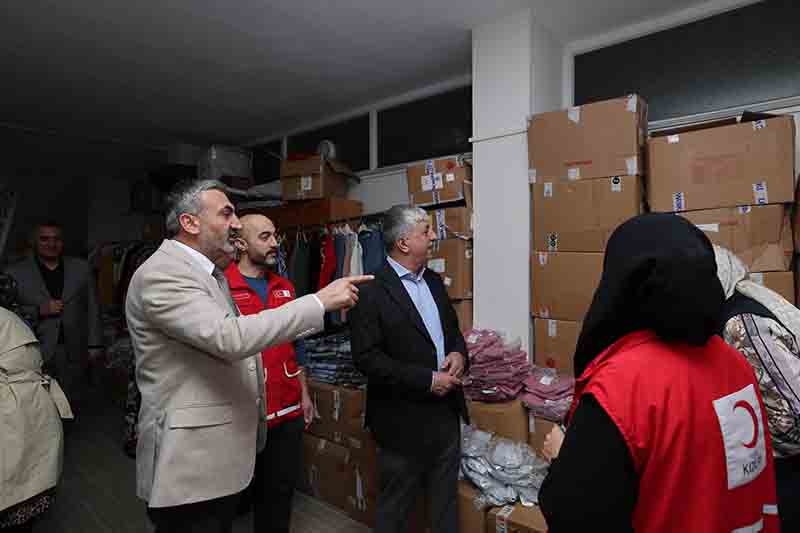 Başkan Ömeroğlu’ndan Çocuklara Bayram Hediyesi