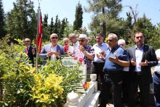 Bıyık, Darıcalıları yalnız bırakmadı