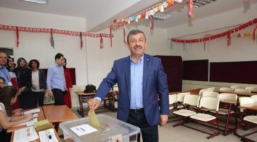 Karabacak “Seçimler ülkemiz adına dönüm noktası olacak”