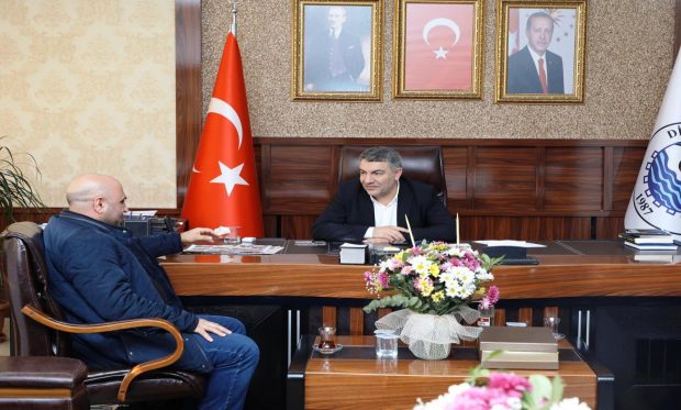 Ziyaretler Aralıksız Sürüyor