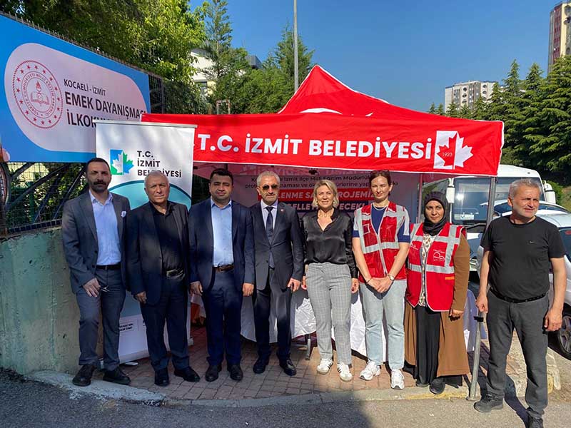 Beslenme Saati Projesi Emek ve Dayanışma İlkokulu’nda devam etti
