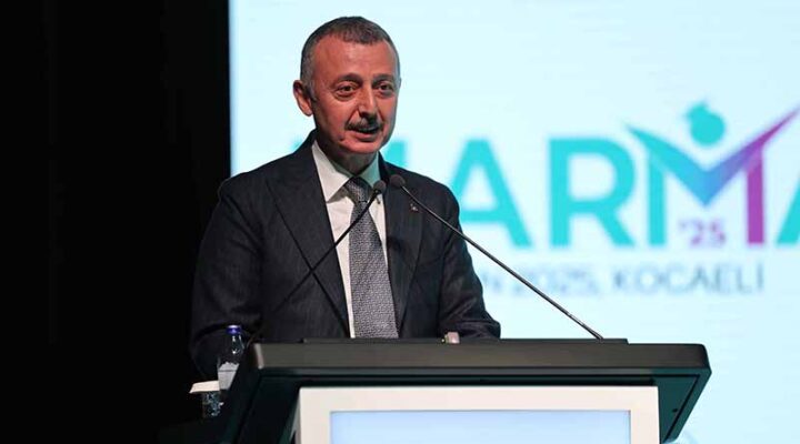 Büyükakın: Gençlerimize inanıyoruz, güveniyoruz
