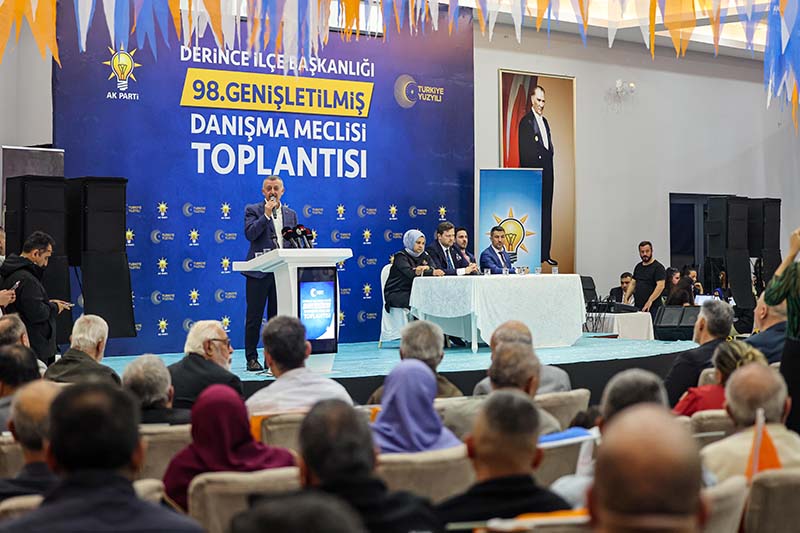 Büyükakın: “Onlar konuşur, biz yaparız!”