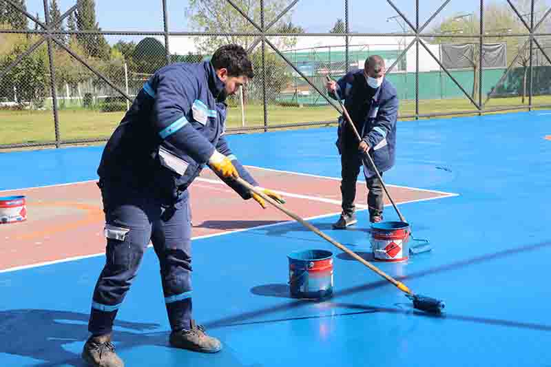 Büyükşehir, basketbol sahalarını yeniliyor