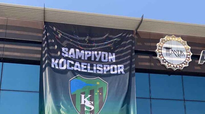 Büyükşehir, kenti Yeşil-Siyah bayraklarla donattı