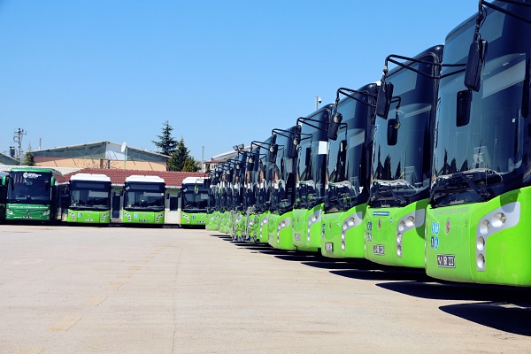 Dünyanın çevresini 50 kez dolaştılar