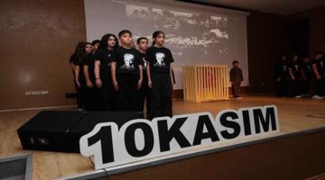 DİLOVASI’NDA 10 KASIM: ATATÜRK’E MİNNETLE ANMA