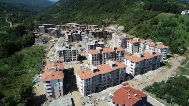 Binalar Hızla Yükseliyor