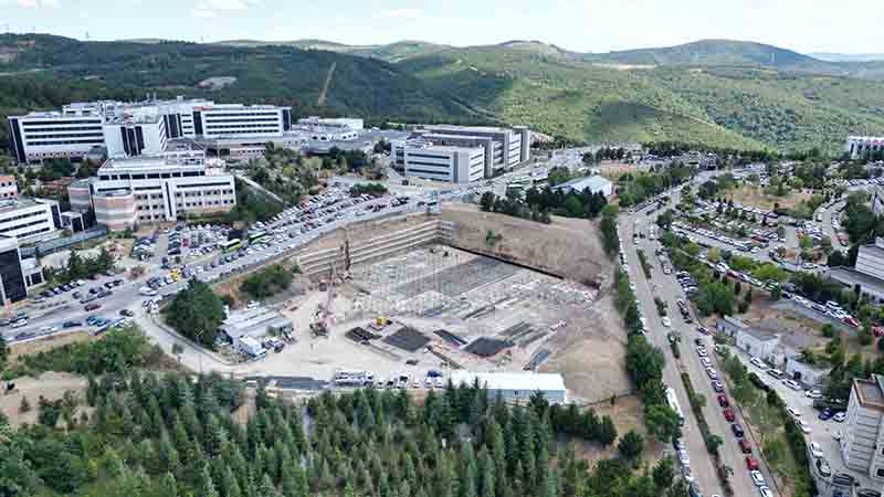 Umuttepe Cami ve Otopark projesi sorunsuz ilerliyor