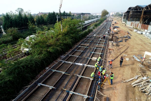 Tramvay hattı okullar bölgesine kadar uzandı