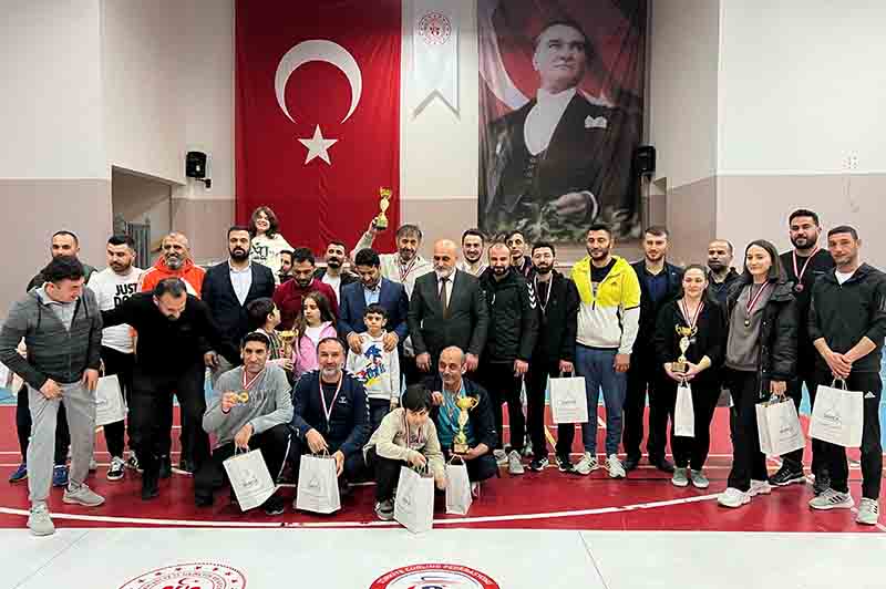 Darıca’da Curling Turnuvası Heyecanı