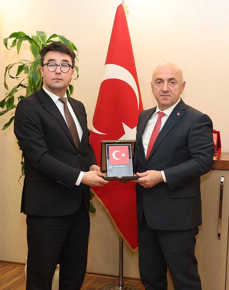 Darıca’da STK’lardan Başkan Muzaffer Bıyık’a Hem Destek Hem Teşekkür Ziyareti