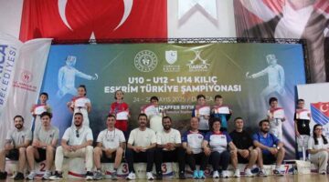 Darıca’da kılıçlar çekildi, şampiyonlar belli oldu
