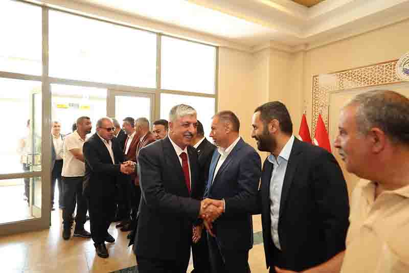 Dilovası’nda Geleneksel Bayramlaşma Töreni Düzenlendi