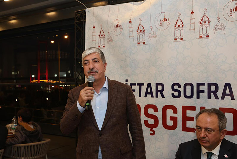 Dilovası’nda Yetim ve Görme Engellilerle Anlamlı İftar