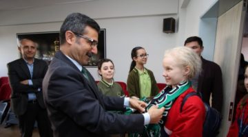 Tataristanlı Çocuklara Kocaelispor Atkılı Karşılama
