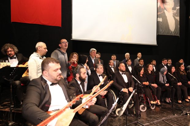 Engelsiz Sanat Topluluğu’ndan muhteşem konser