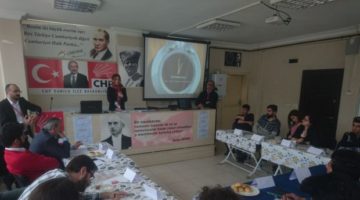 CHP Darıca parti içi siyasi eğitimlere gençlerle başladı.