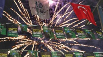 Havai fişek gösterisi muhteşemdi