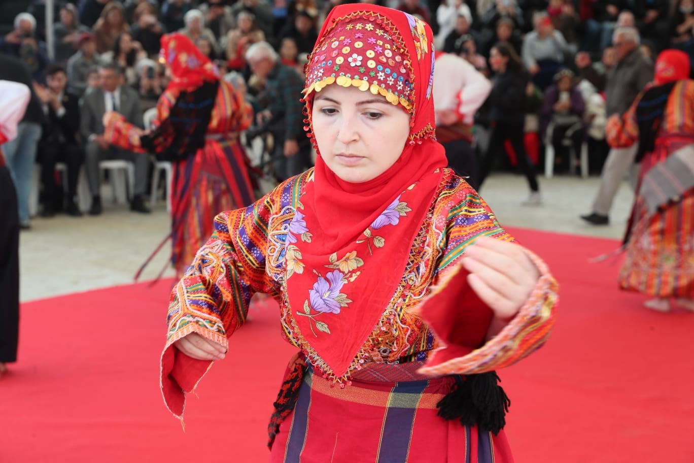 Bayraktar Köyü’nde Hıdrellez Coşkusu