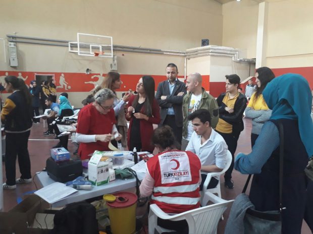 Gebze Cumhuriyet Anadolu Lisesinden Mehmetçik İçin Kan Bağışı