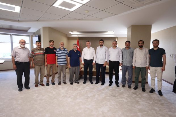 Kocaeli İHH, Büyükakın’ı Ziyaret Etti