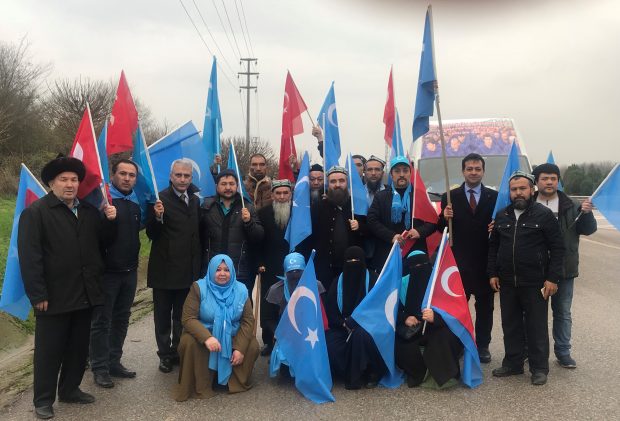 Doğu Türkistan’dan yükselen çığlıklar yüreklerimizi yakmaktadır