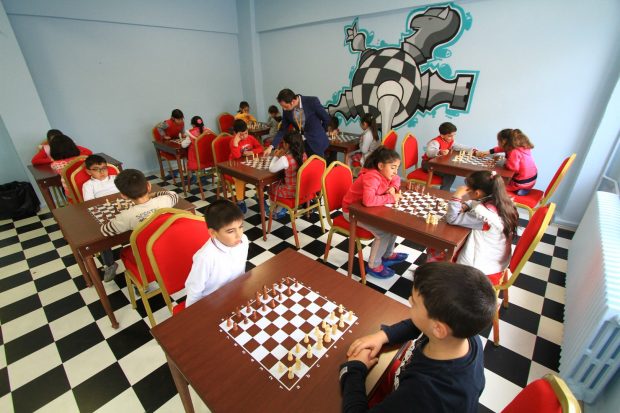 86 okula satranç sınıfı
