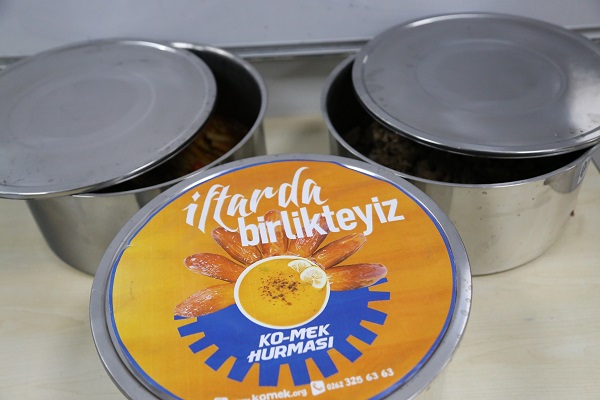 Sofralar Paylaştıkça Bereketlenecek